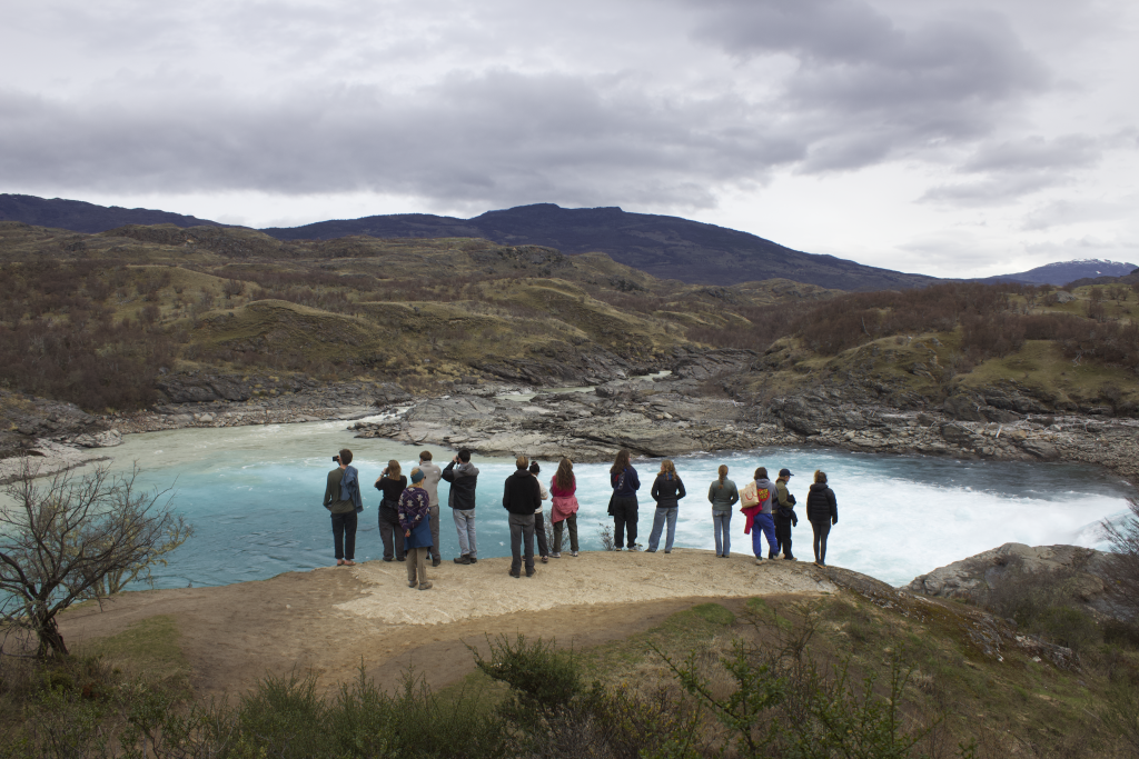 Appreciating the confluence of the Río Baker and Neff. Credit: H. Delfino
